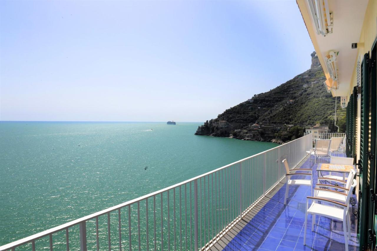 Nel Blu Dipinto Di Blu Villa Равело Екстериор снимка